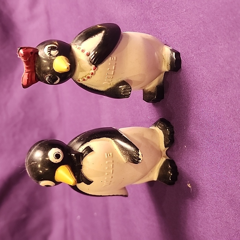 Willie and Minnie salt and pepper shakers***
